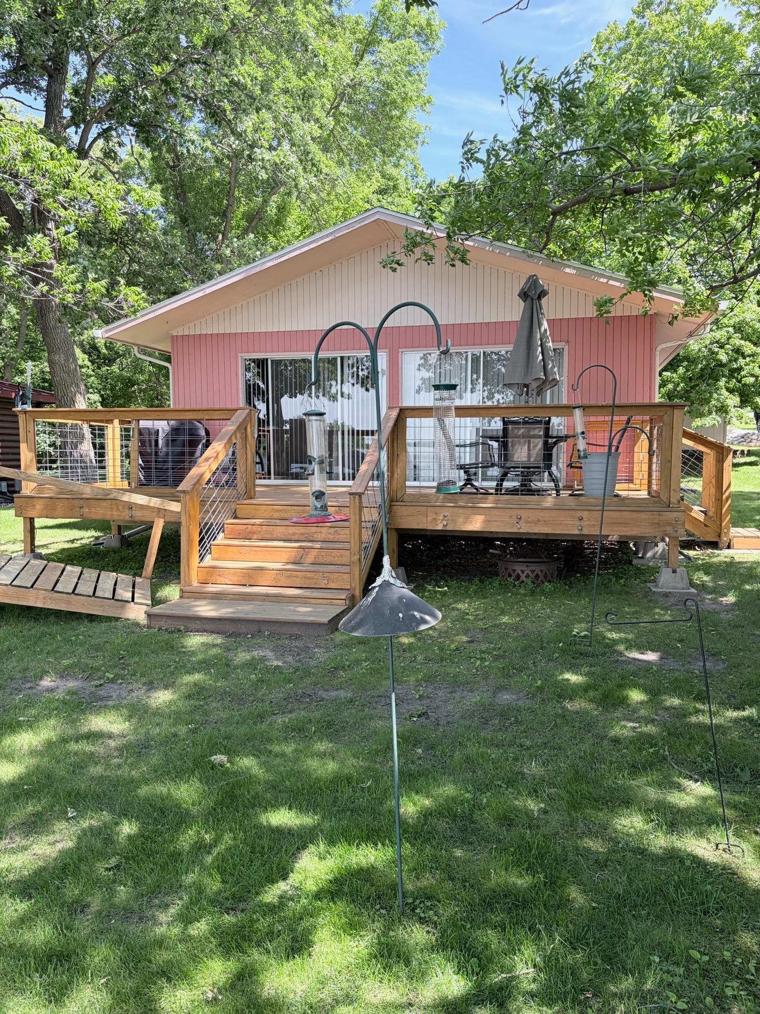 Lakehome 7092113