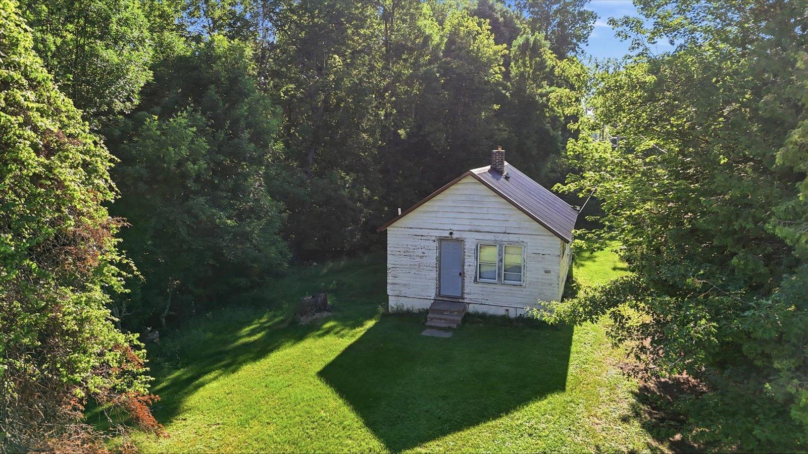 Residential 7093602