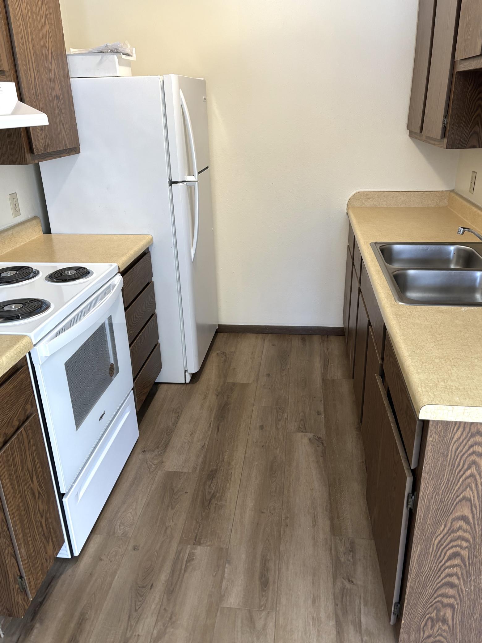 Residential 7094232