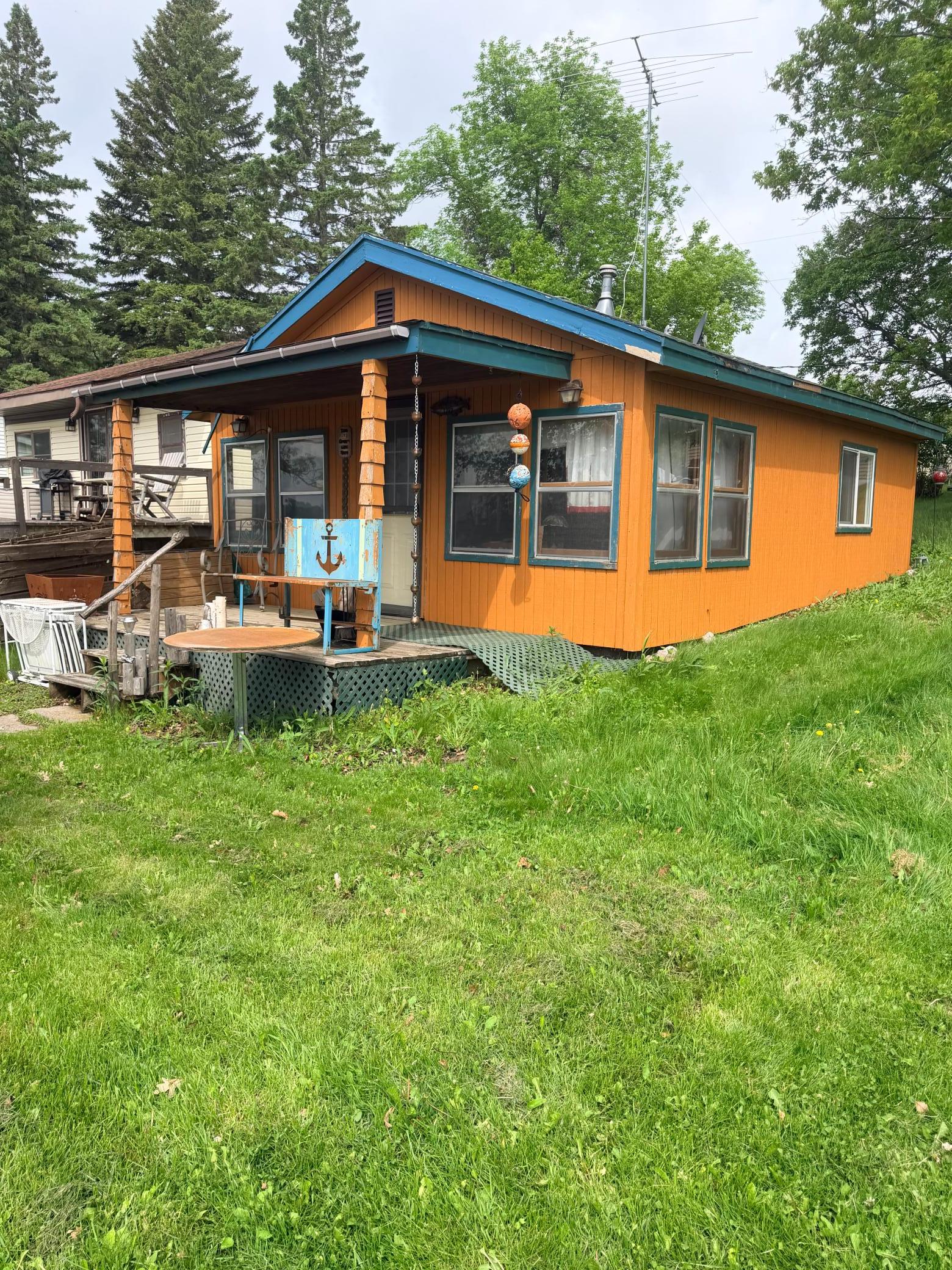 Lakehome 7094561