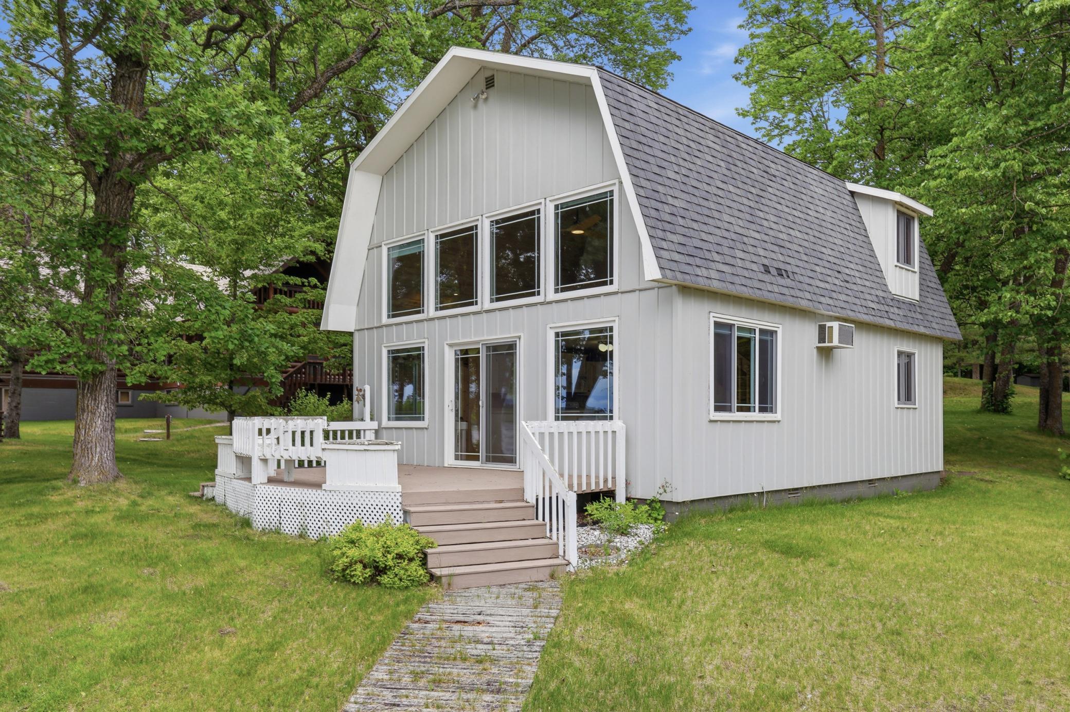 Lakehome 7094645