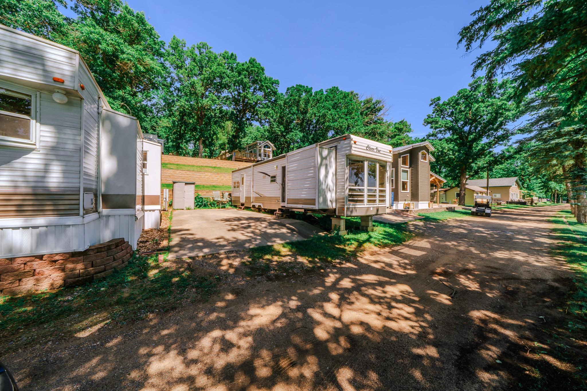 Lakehome 7094945
