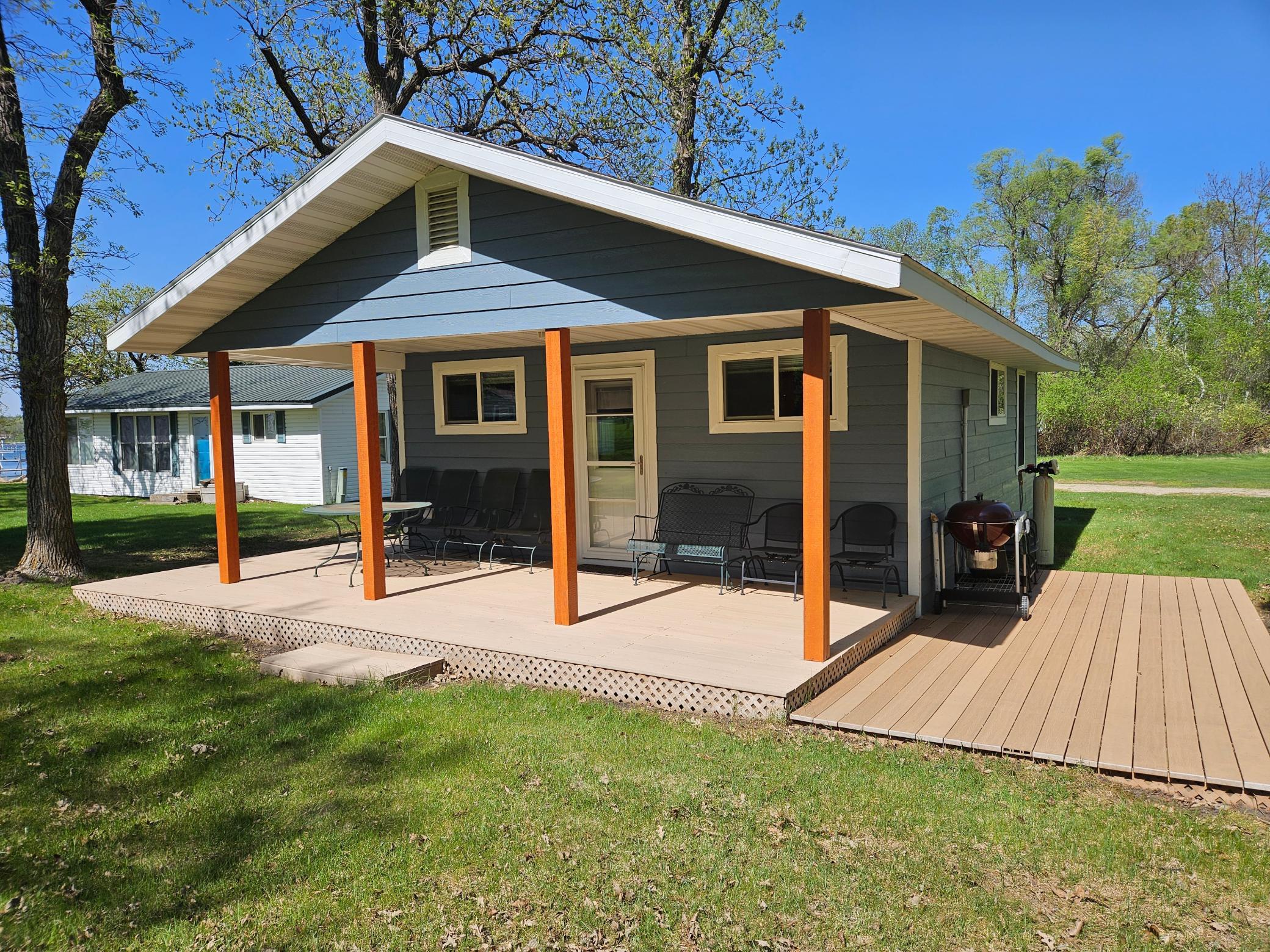 Lakehome 7095558