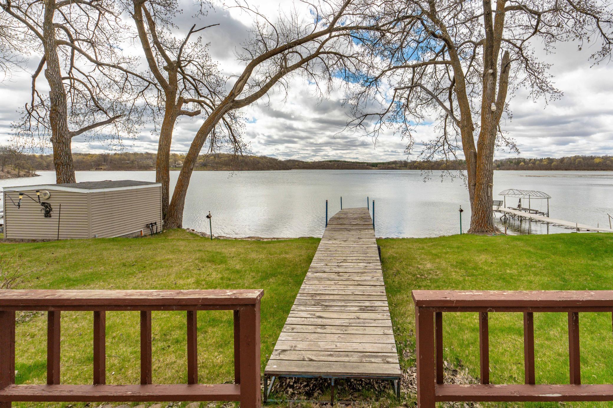 Lakehome 7096292