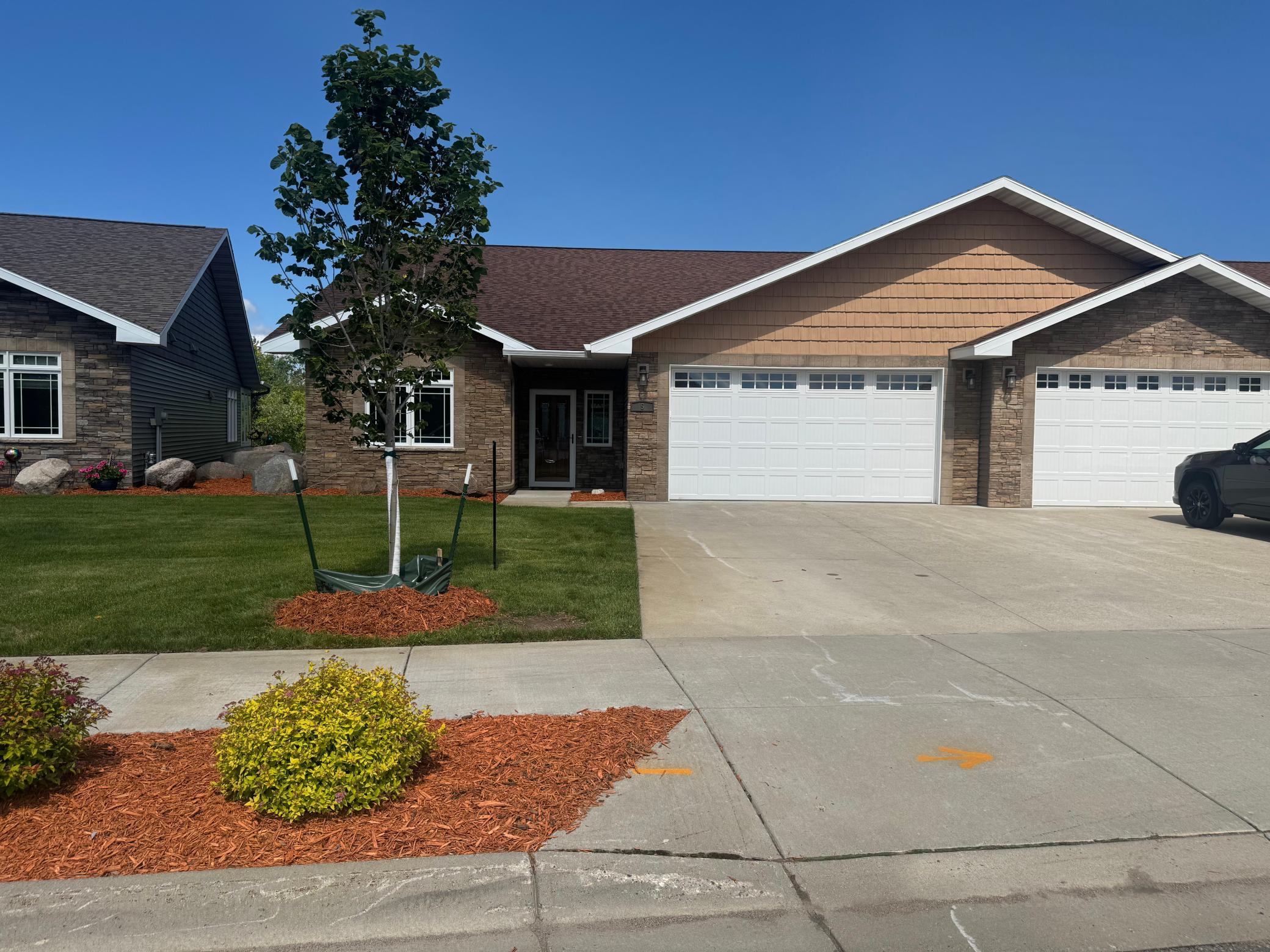 Residential 7097102