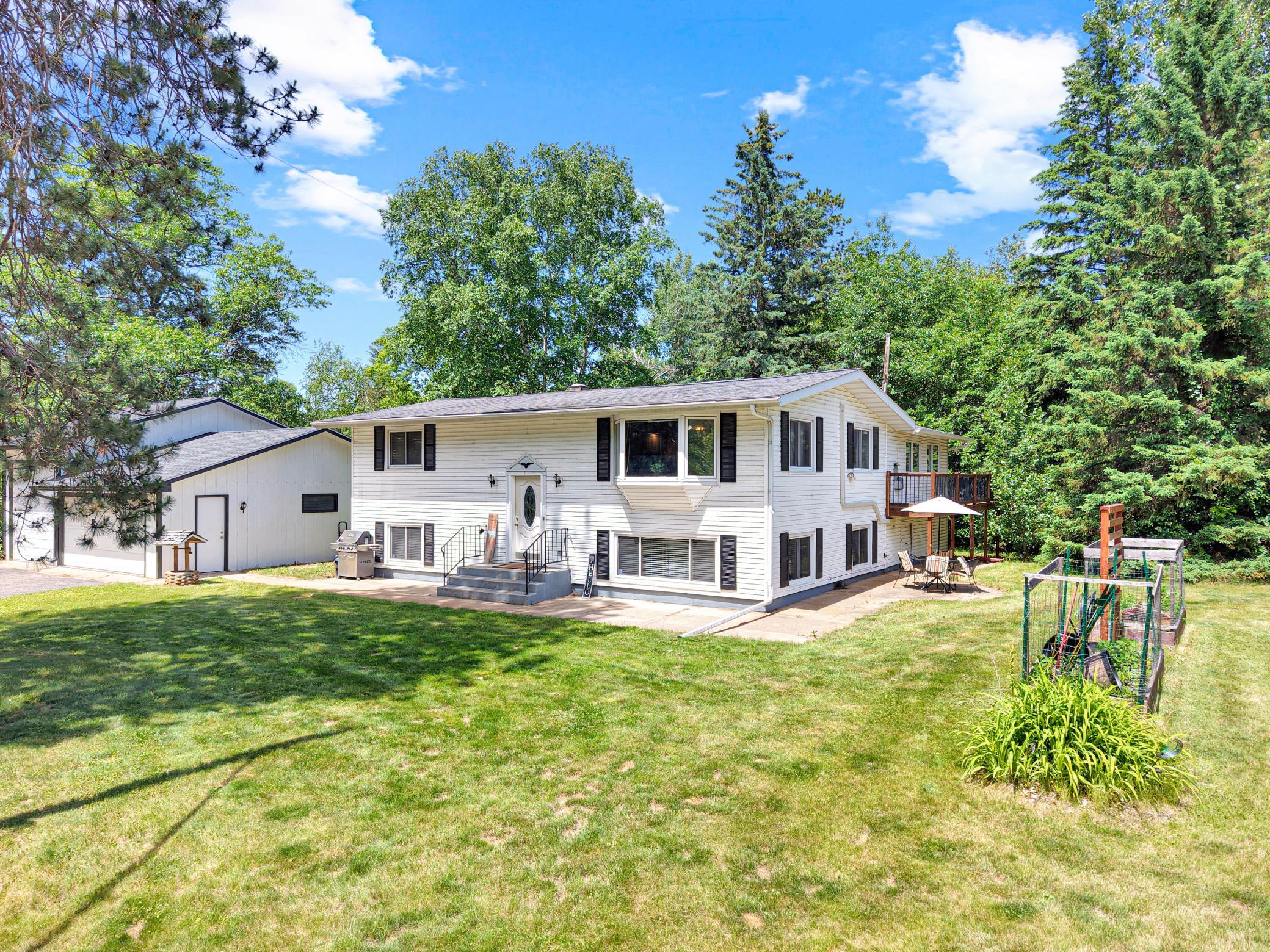 Lakehome 7097535