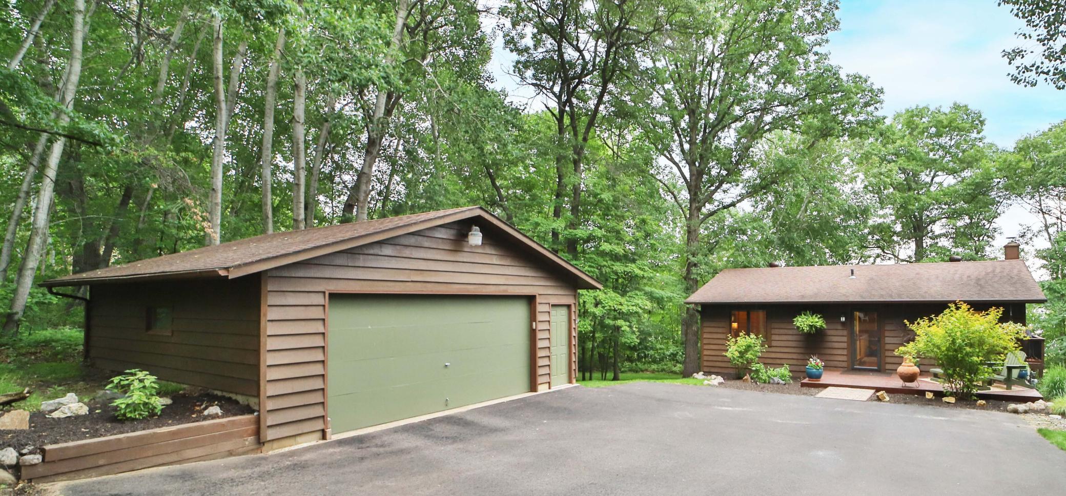 Lakehome 7097631