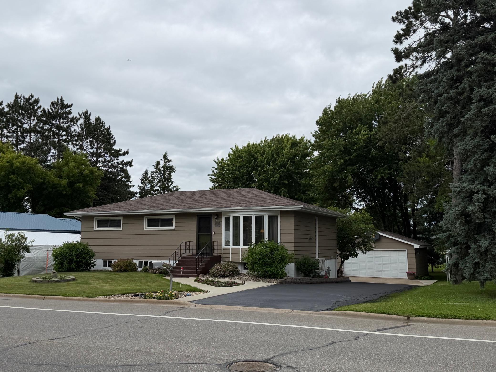 Residential 7097661
