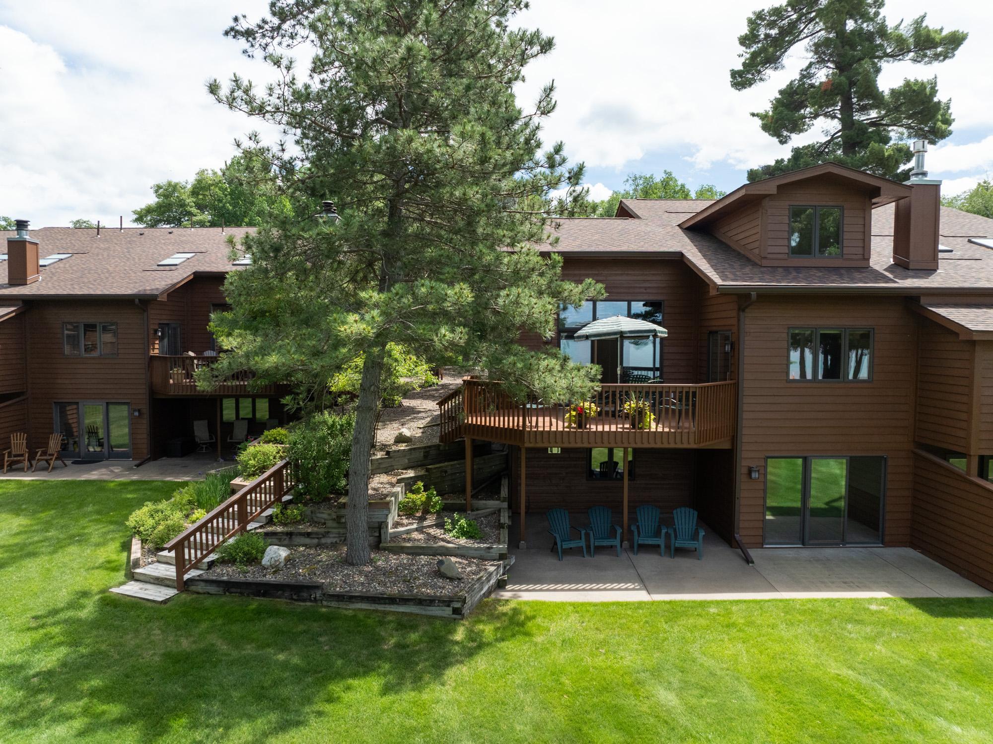 Lakehome 7097905
