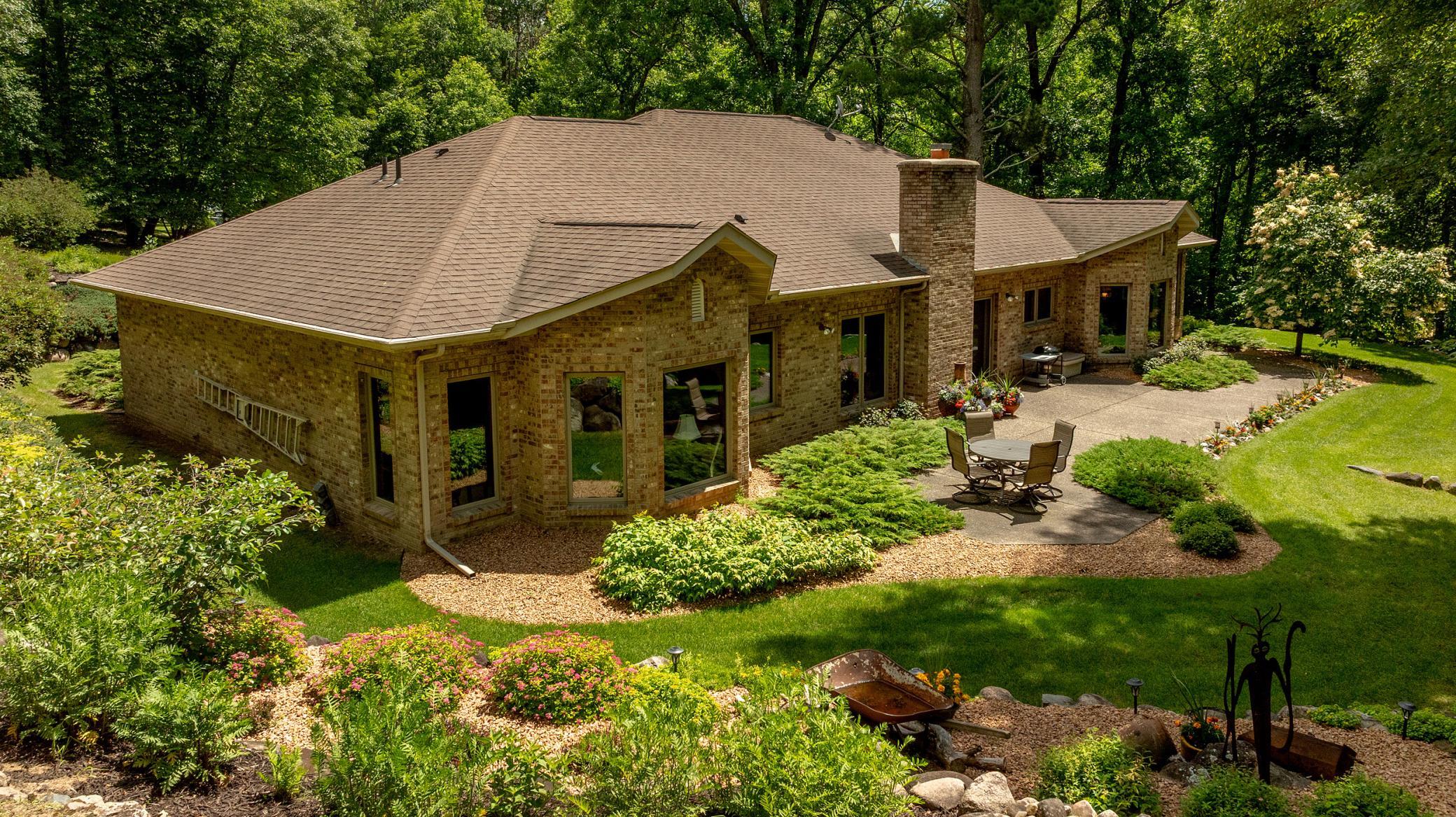 Lakehome 7098913