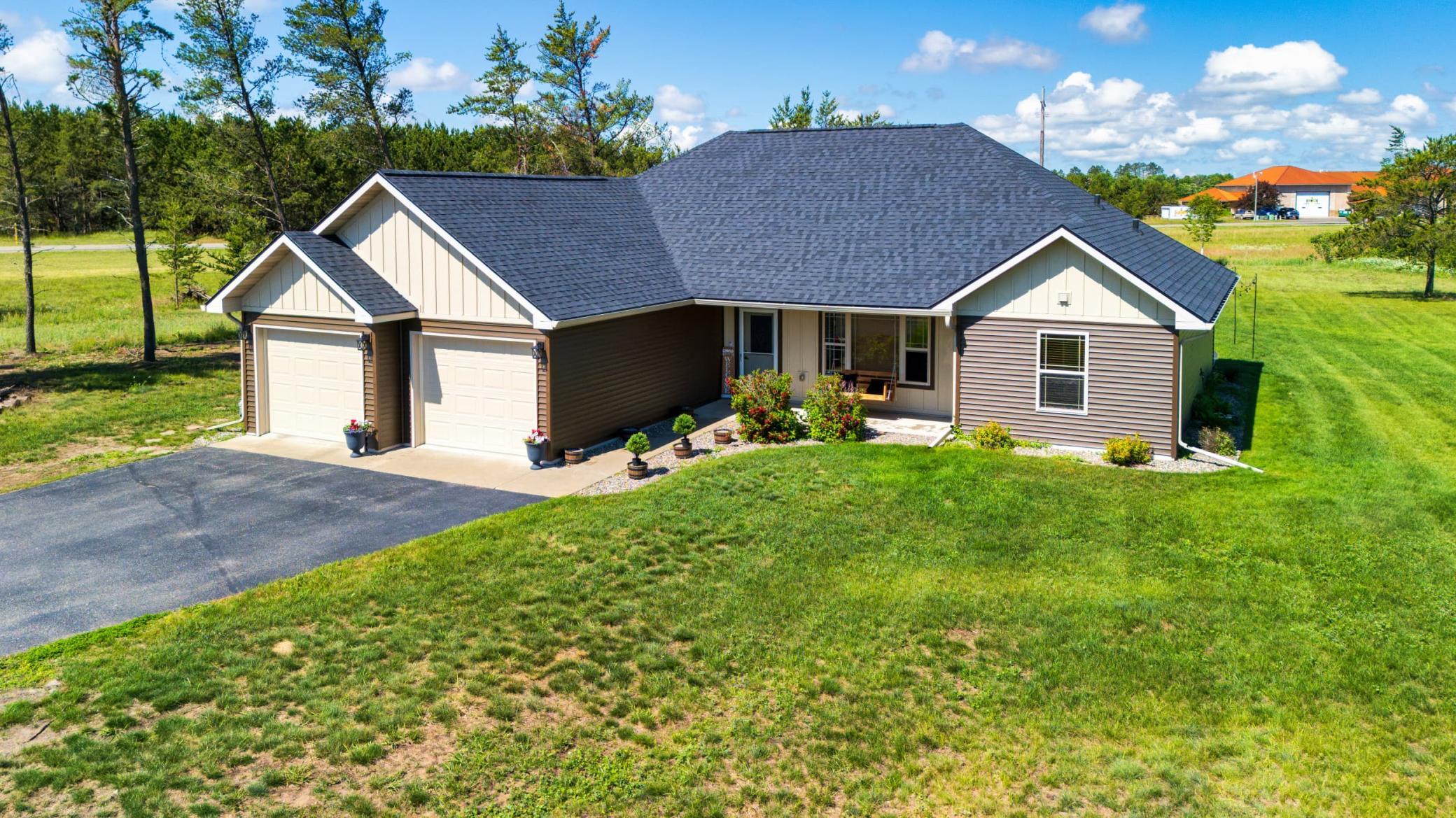 Residential 7099313