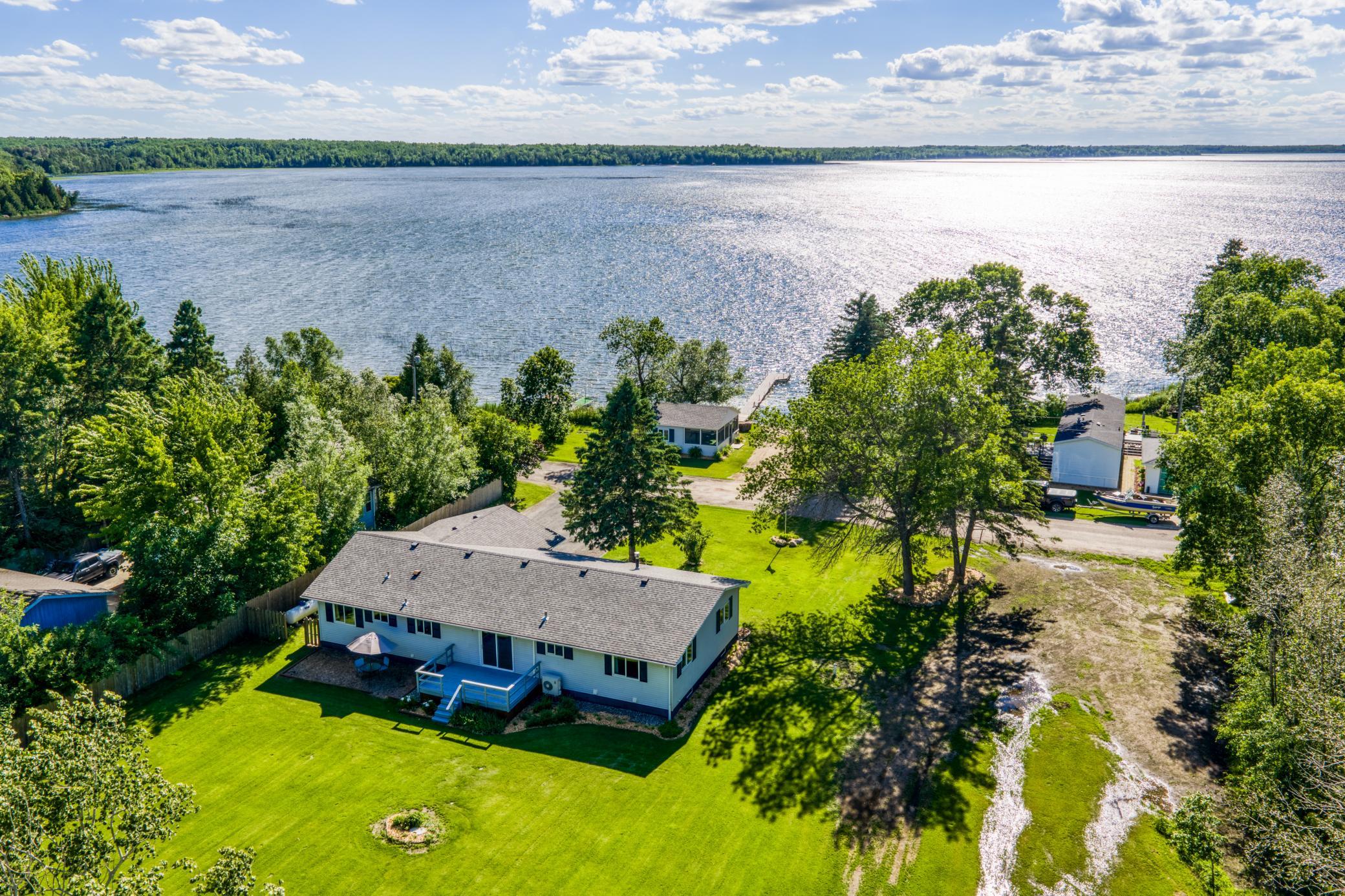 Lakehome 7099567