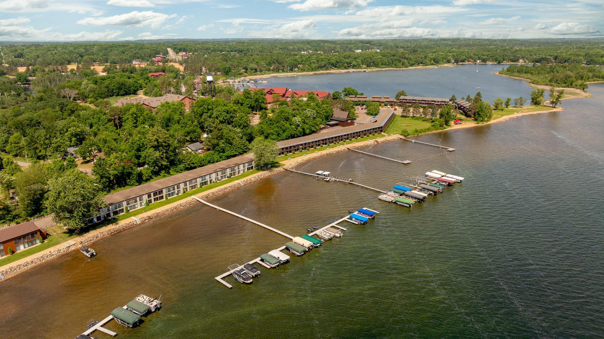 Lakehome 7100656