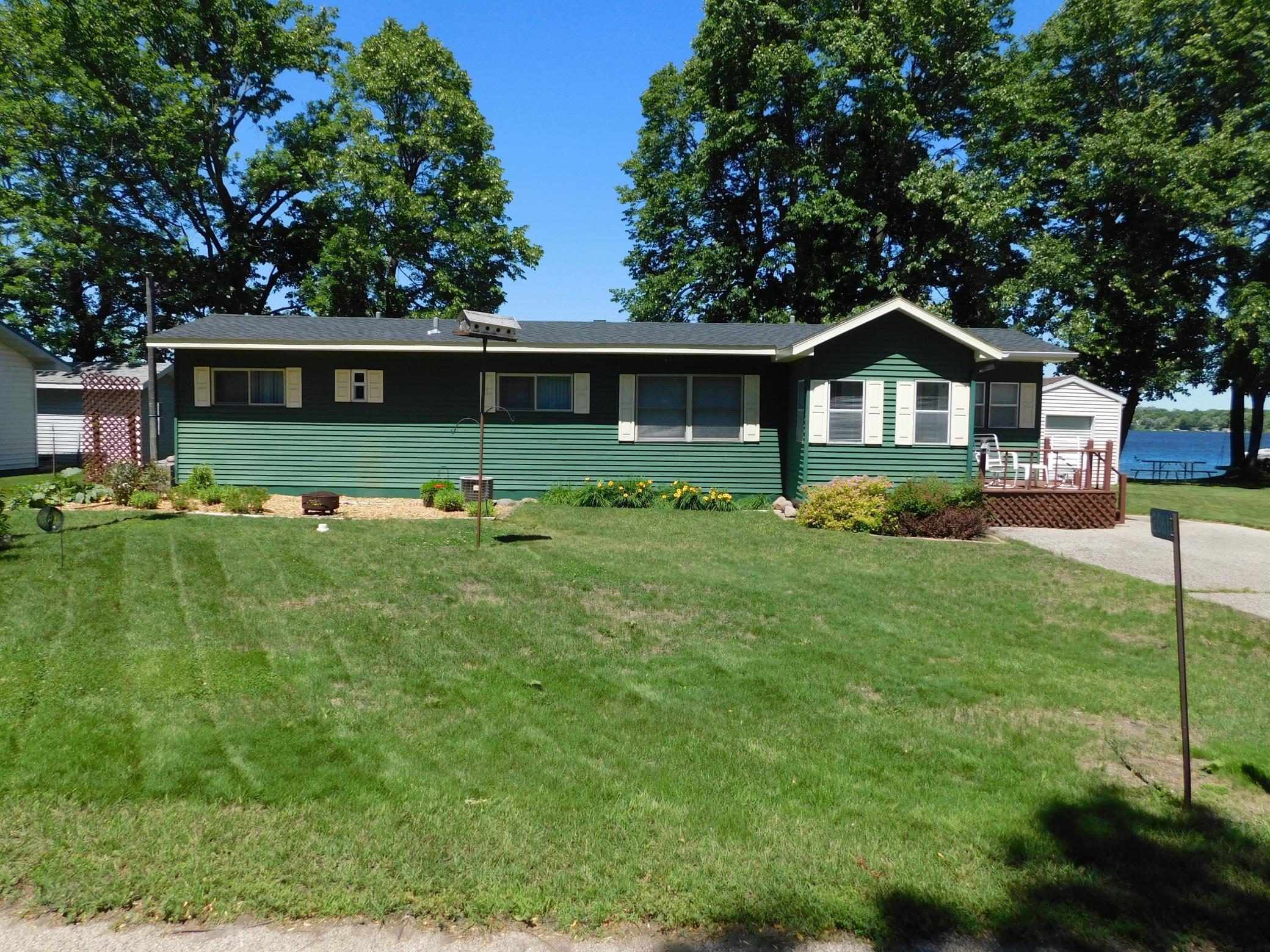 Lakehome 7101084