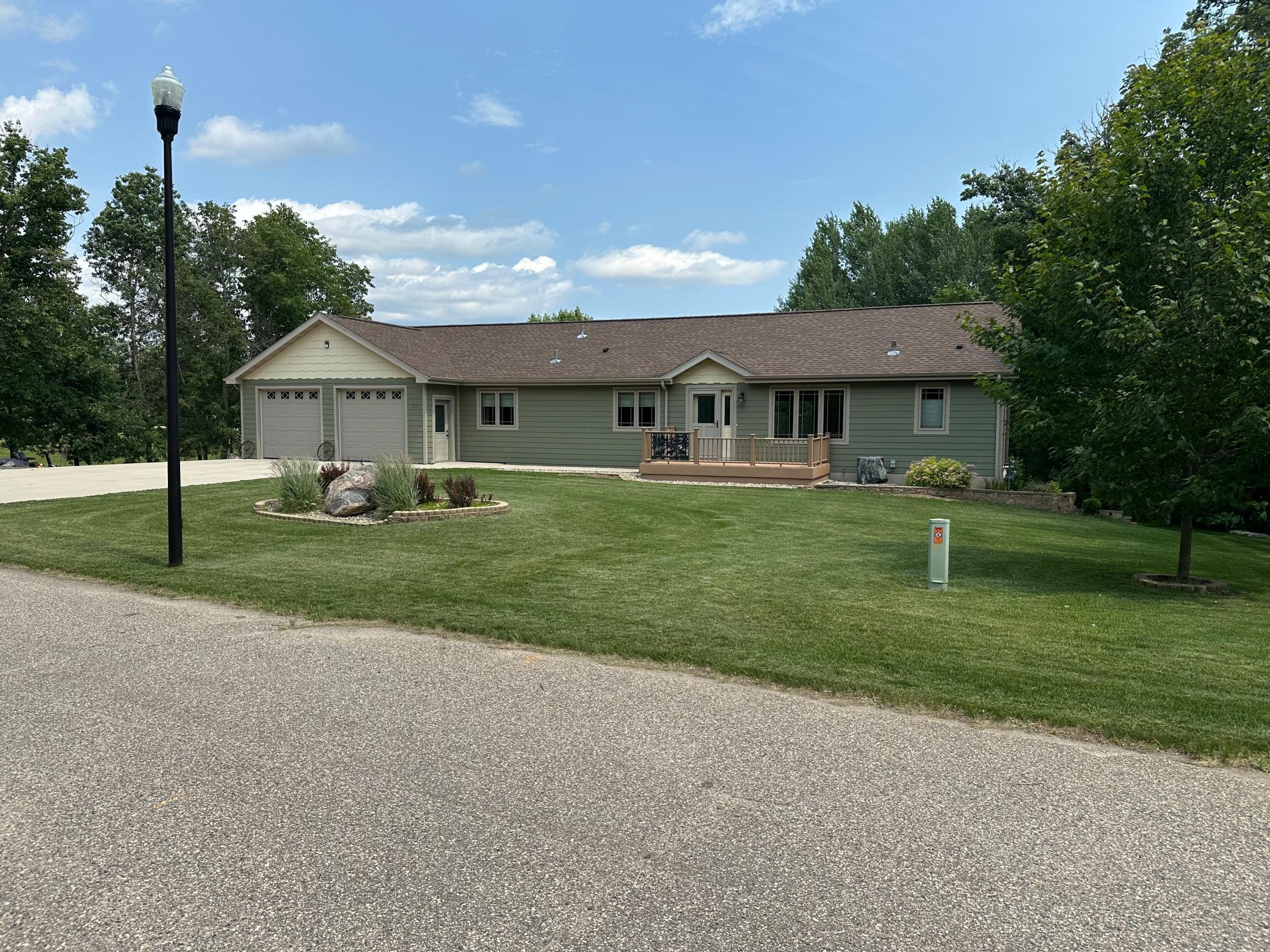 Residential 7102585
