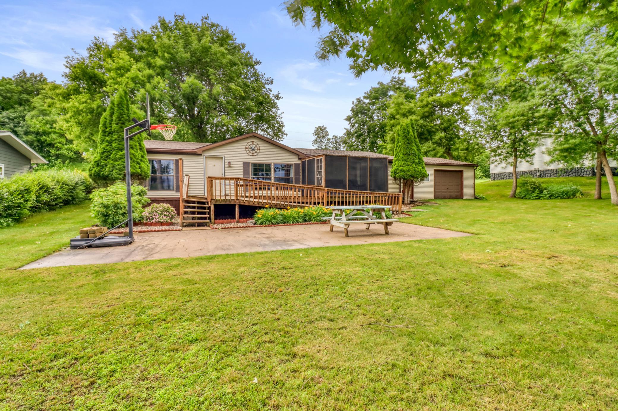 Lakehome 7103648