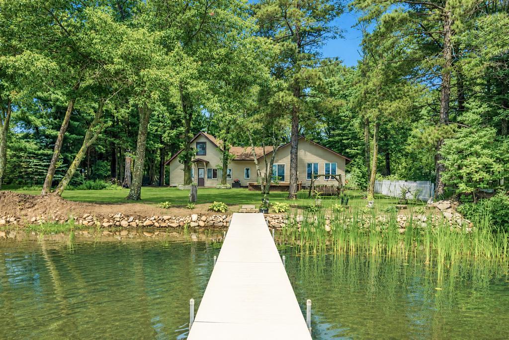 Lakehome 7105186