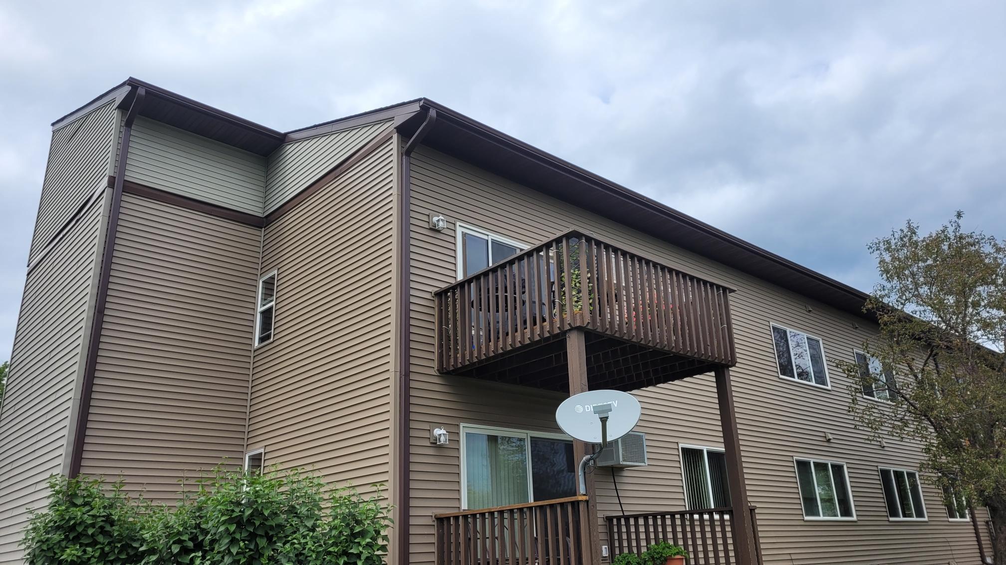 Lakehome 7105592