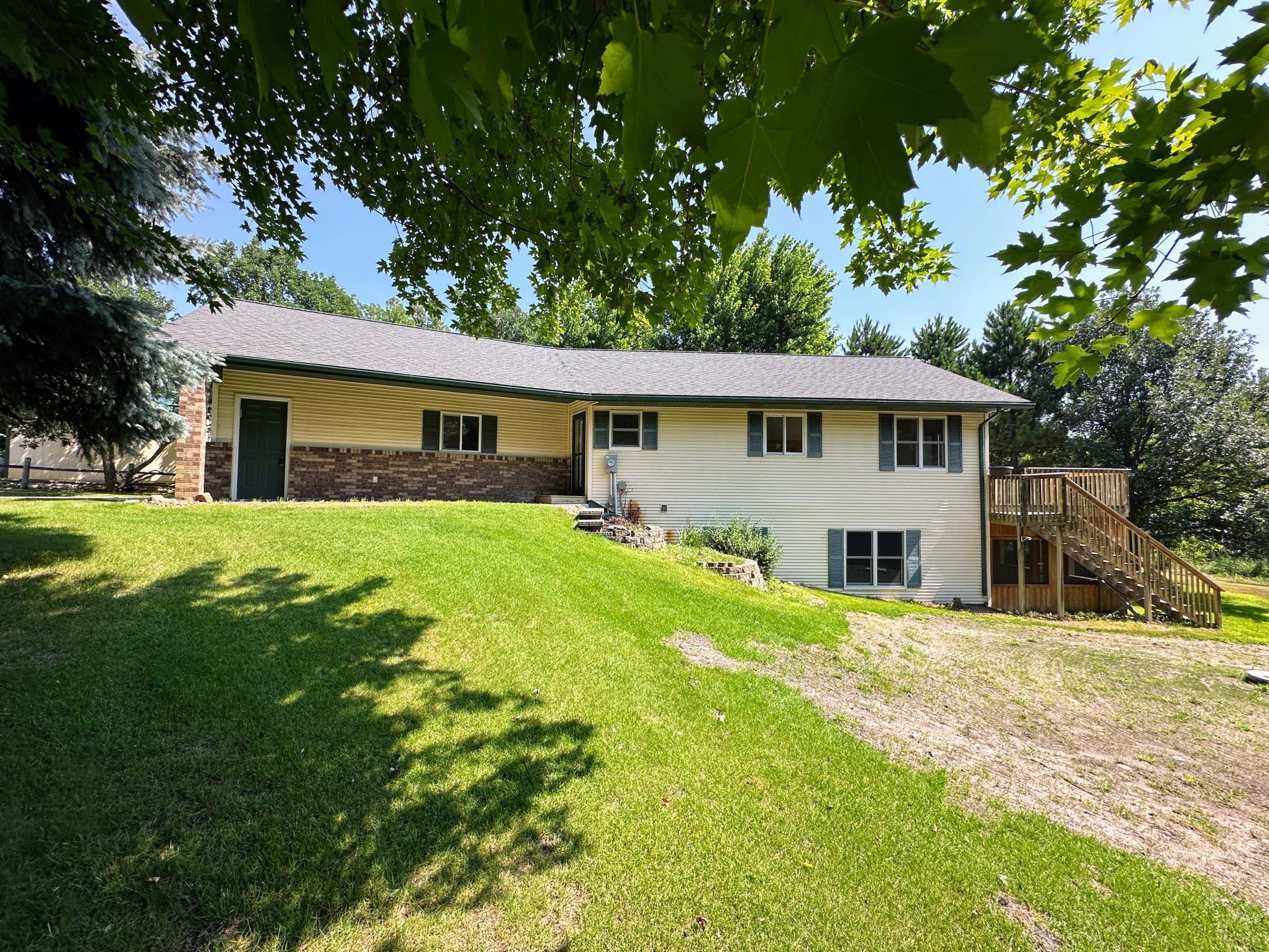 Residential 7106036