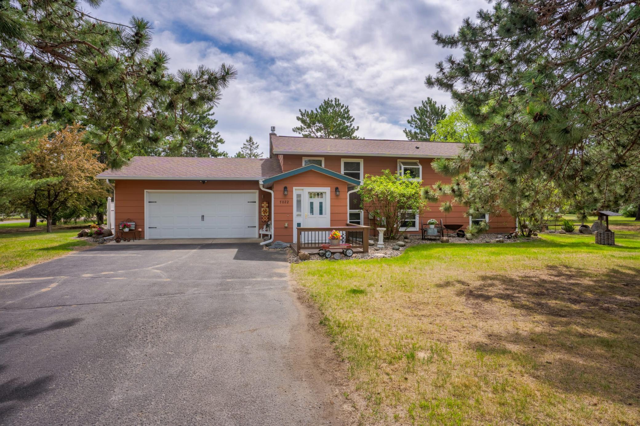Residential 7106651