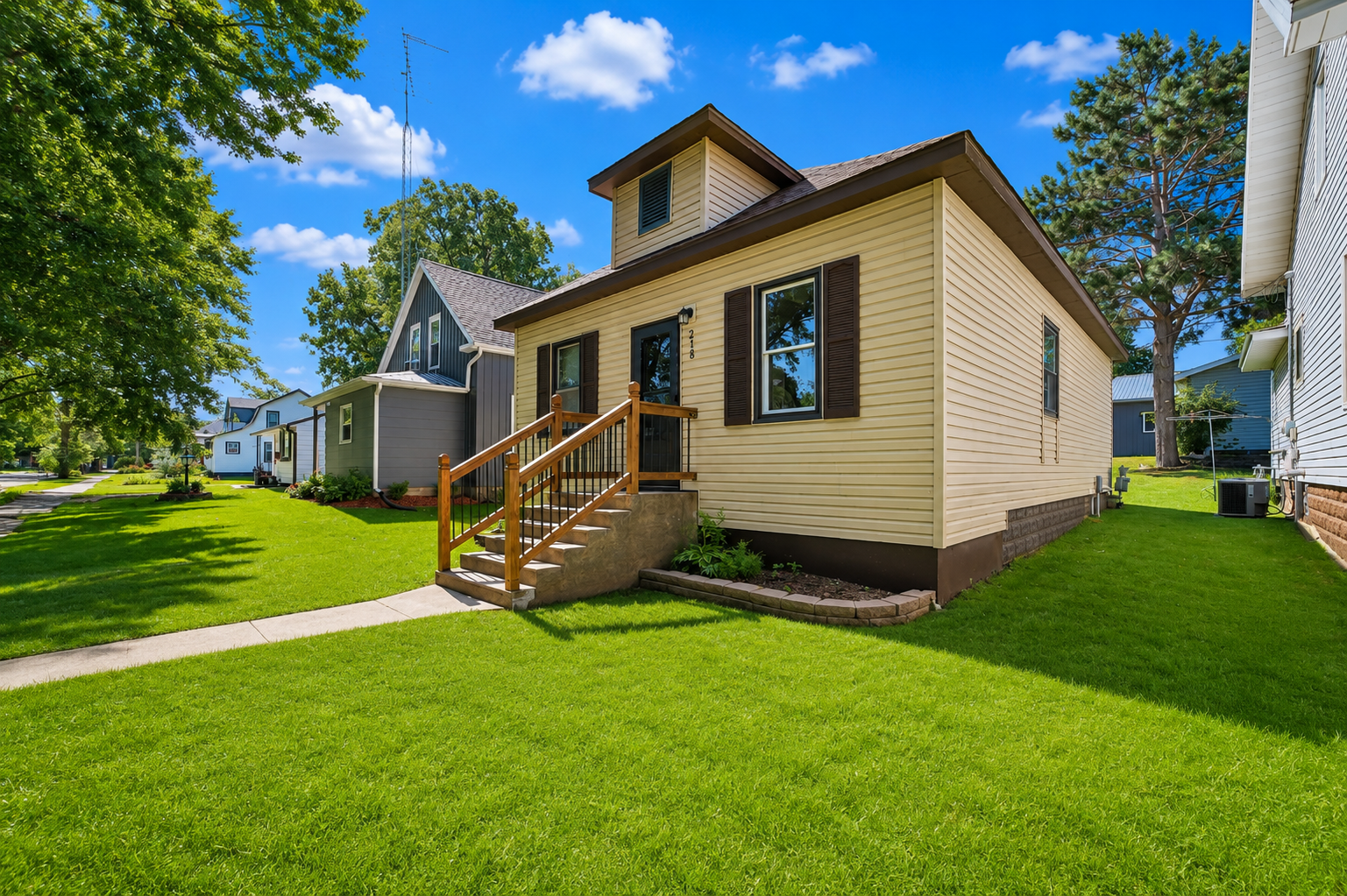 Residential 7106724