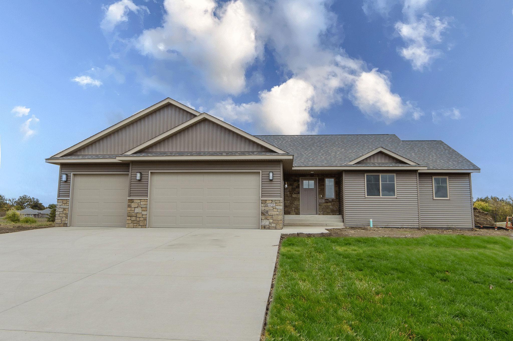 Residential 7110656