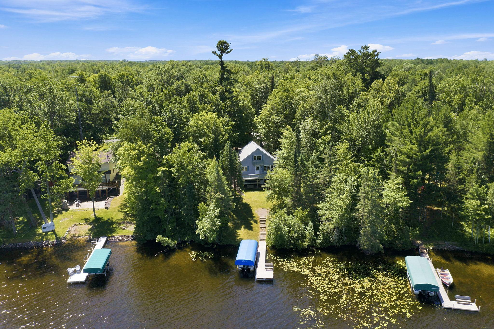 Lakehome 7110845