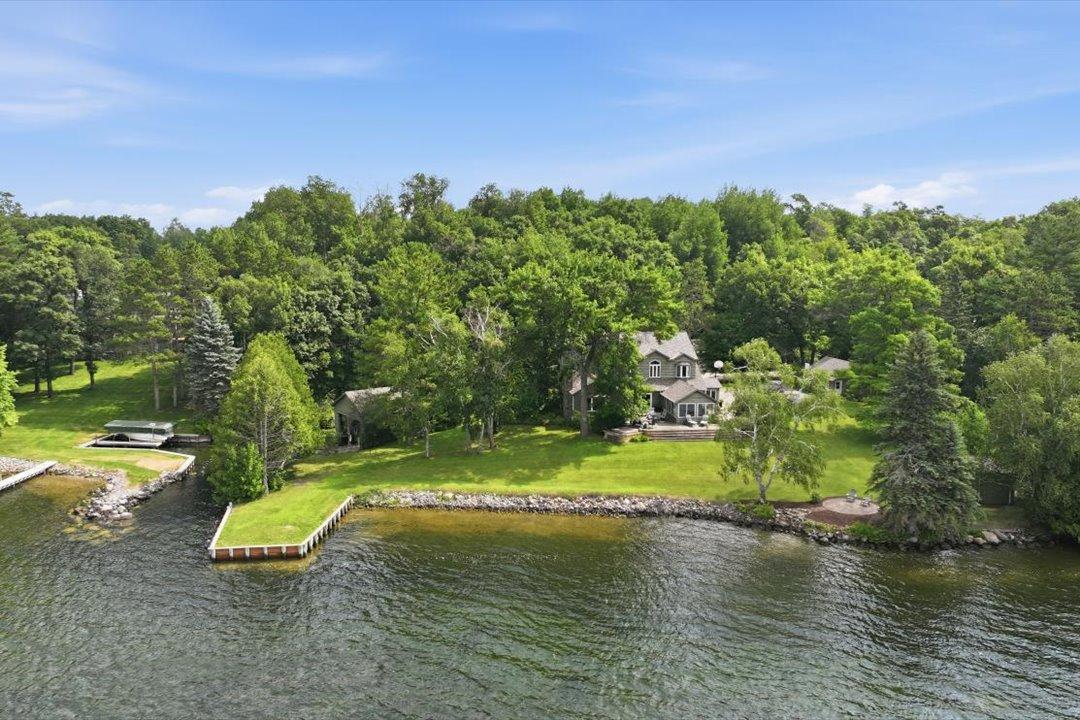 Lakehome 7112709