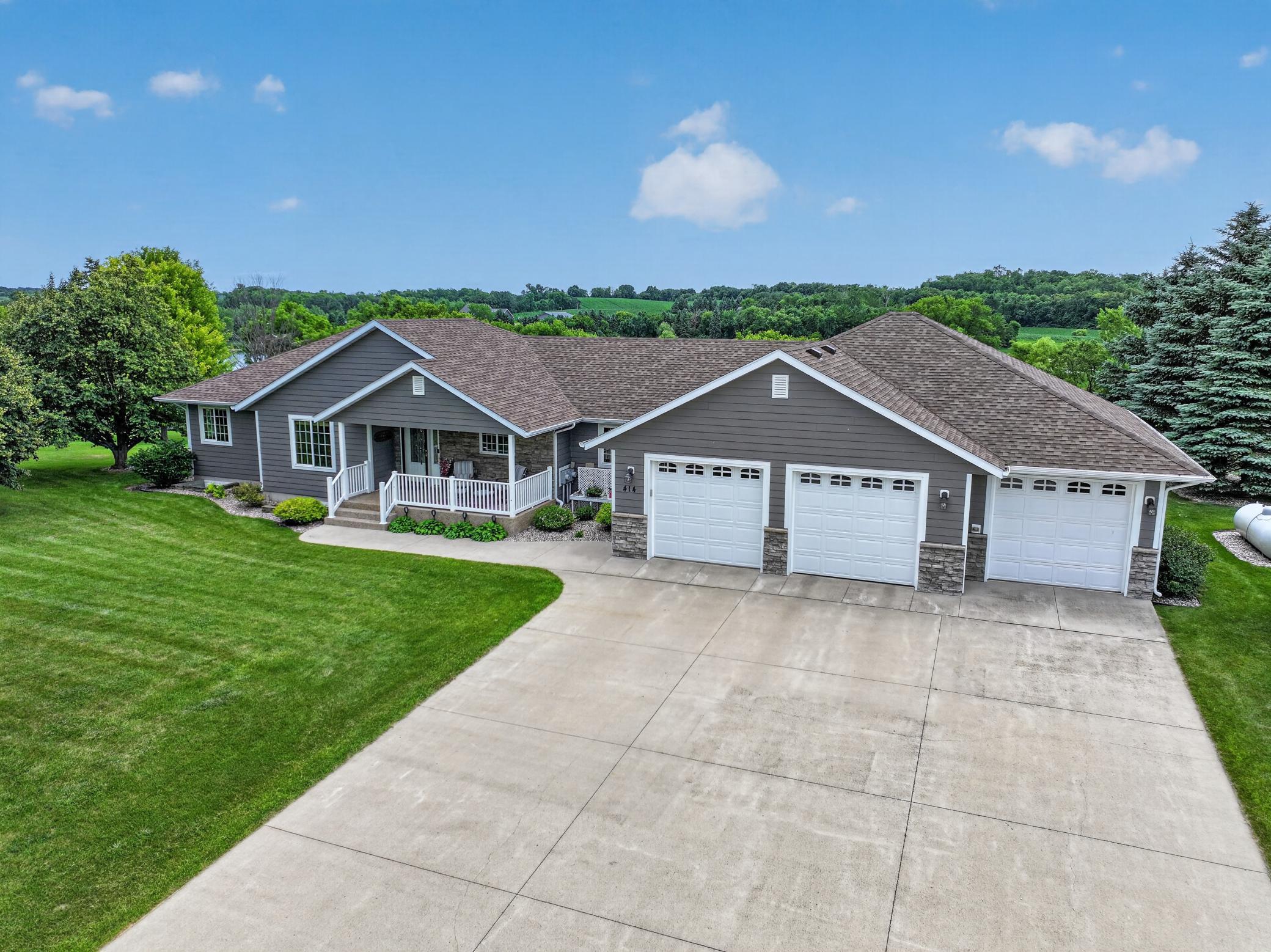Residential 7113214