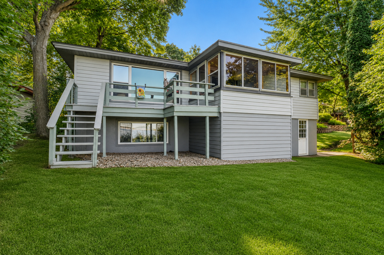Lakehome 7113266