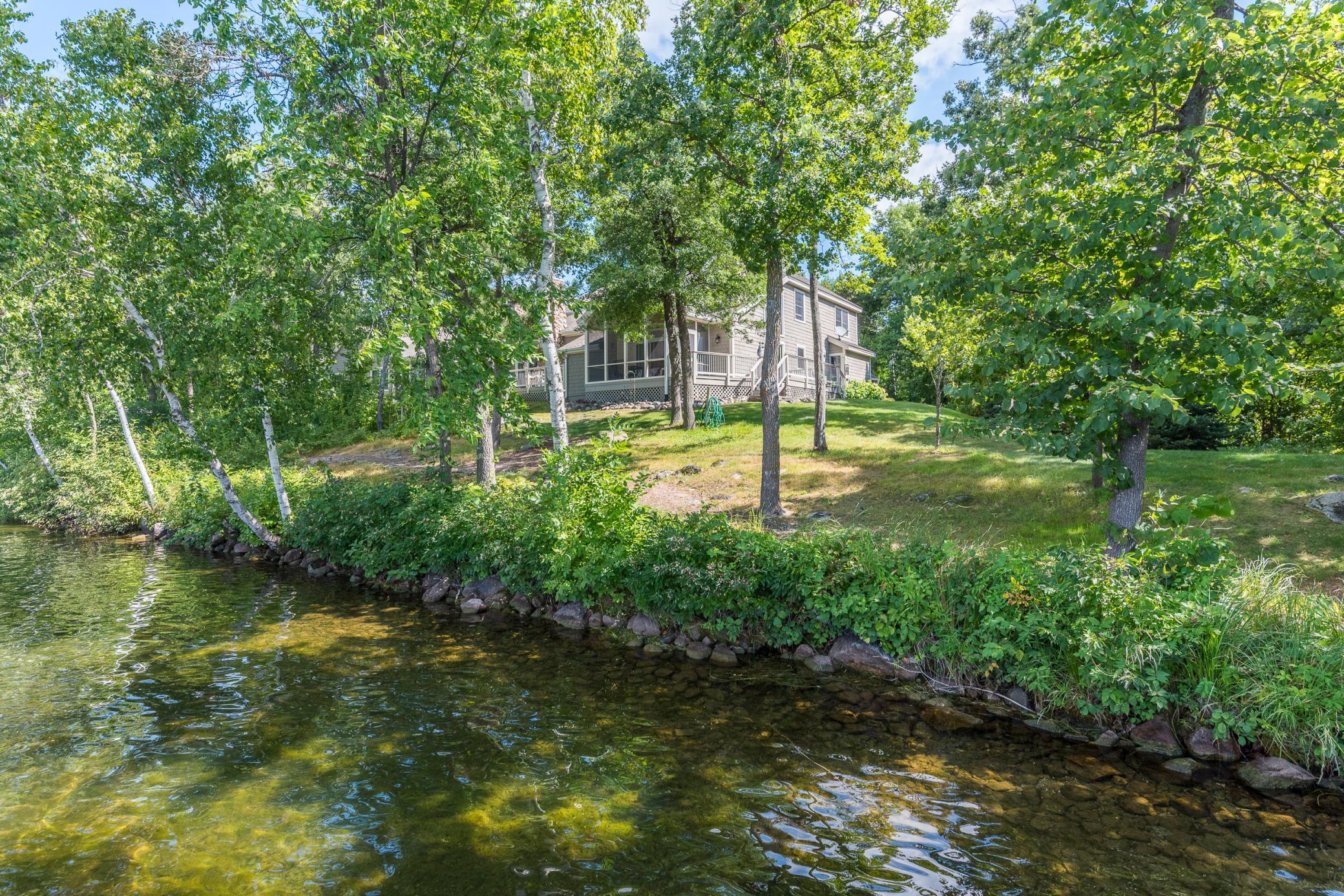 Lakehome 7113859