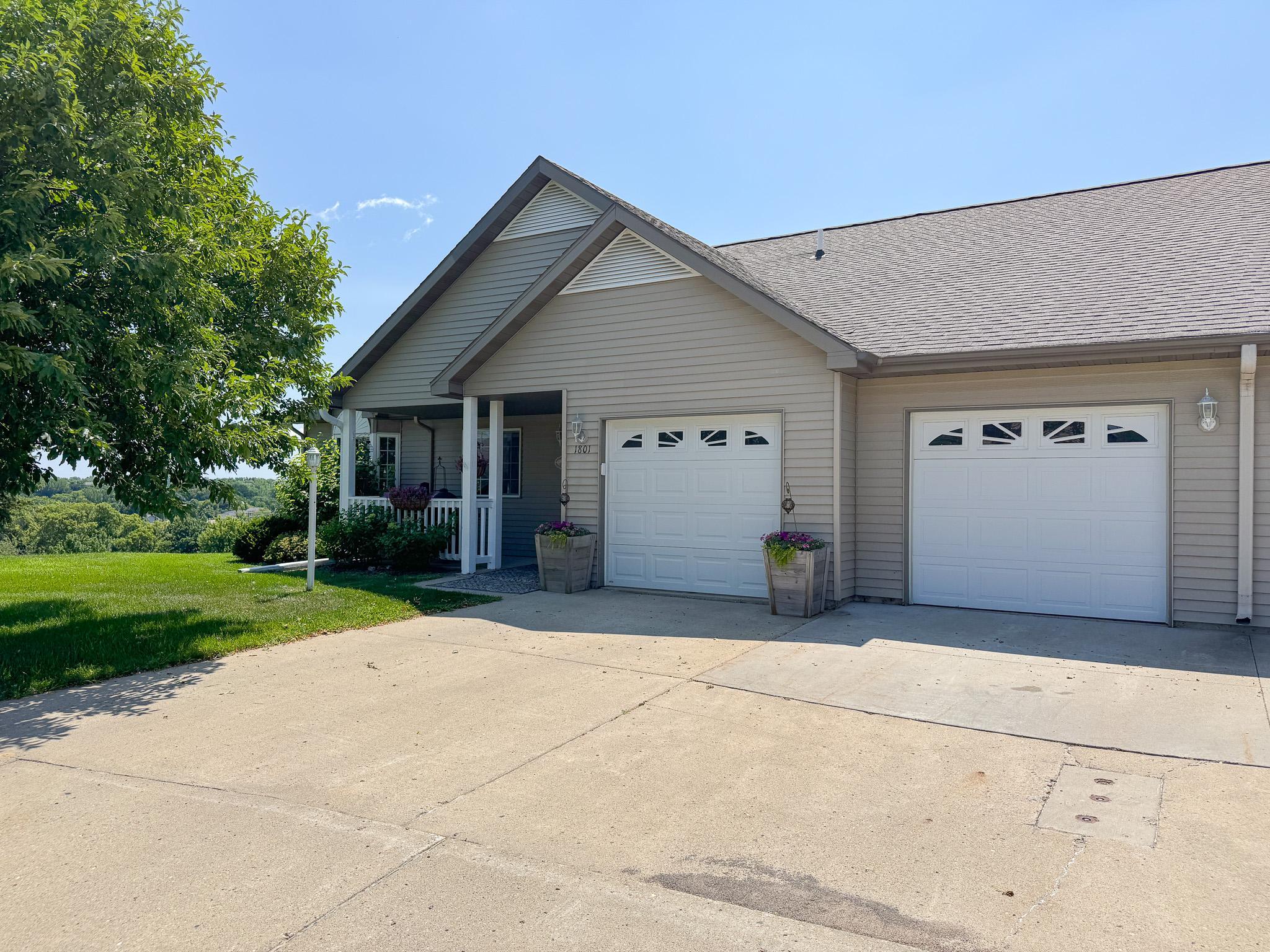 Residential 7114337