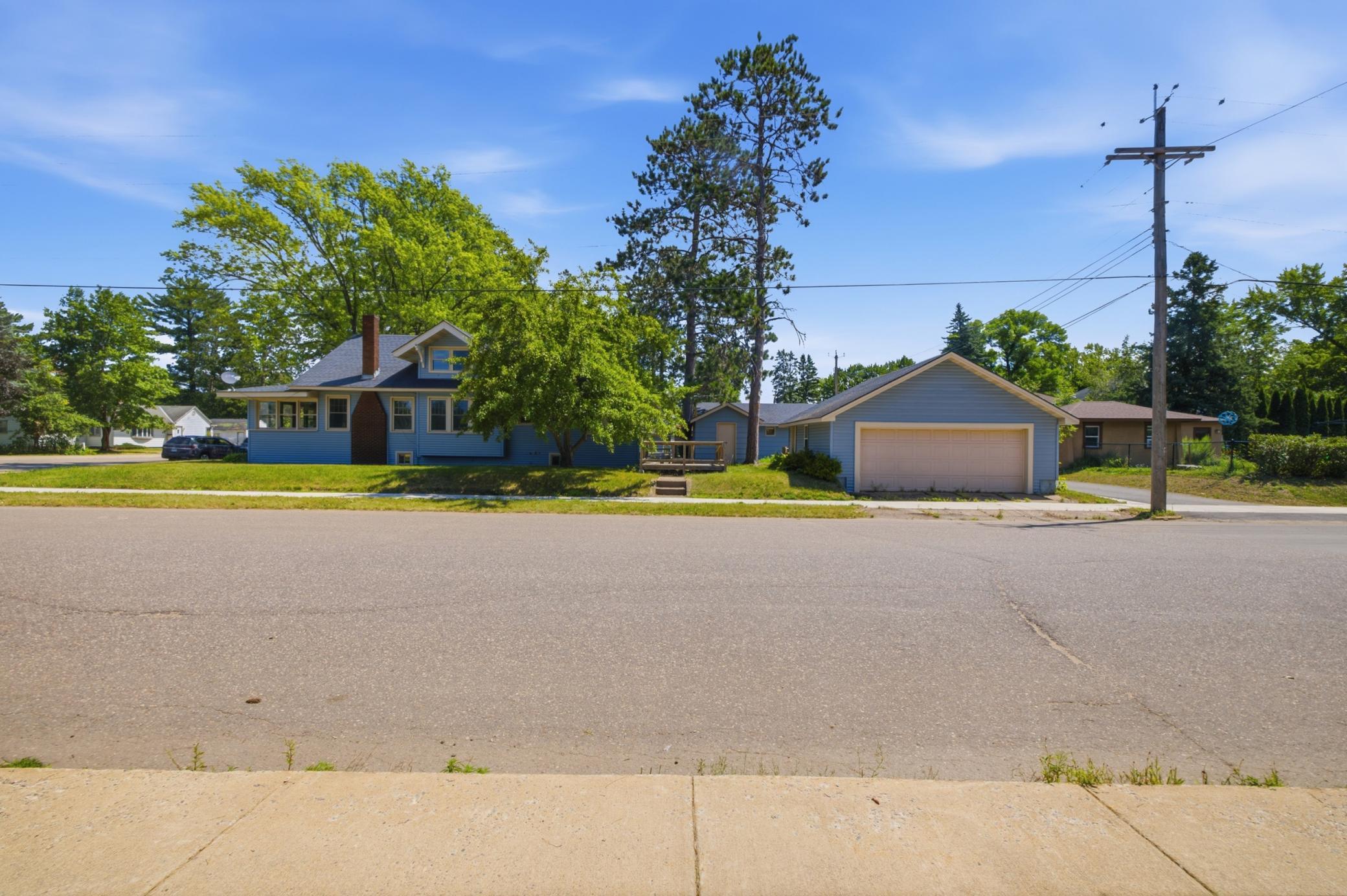 Residential 7114588
