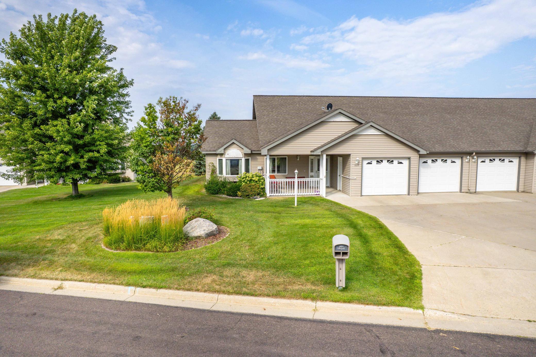 Residential 7115787