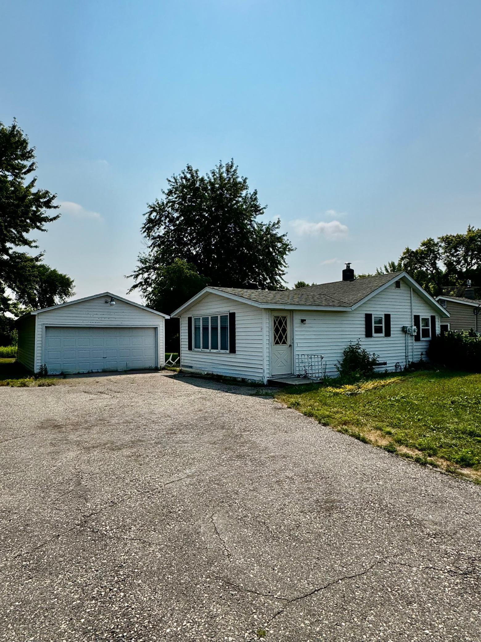 Residential 7115996
