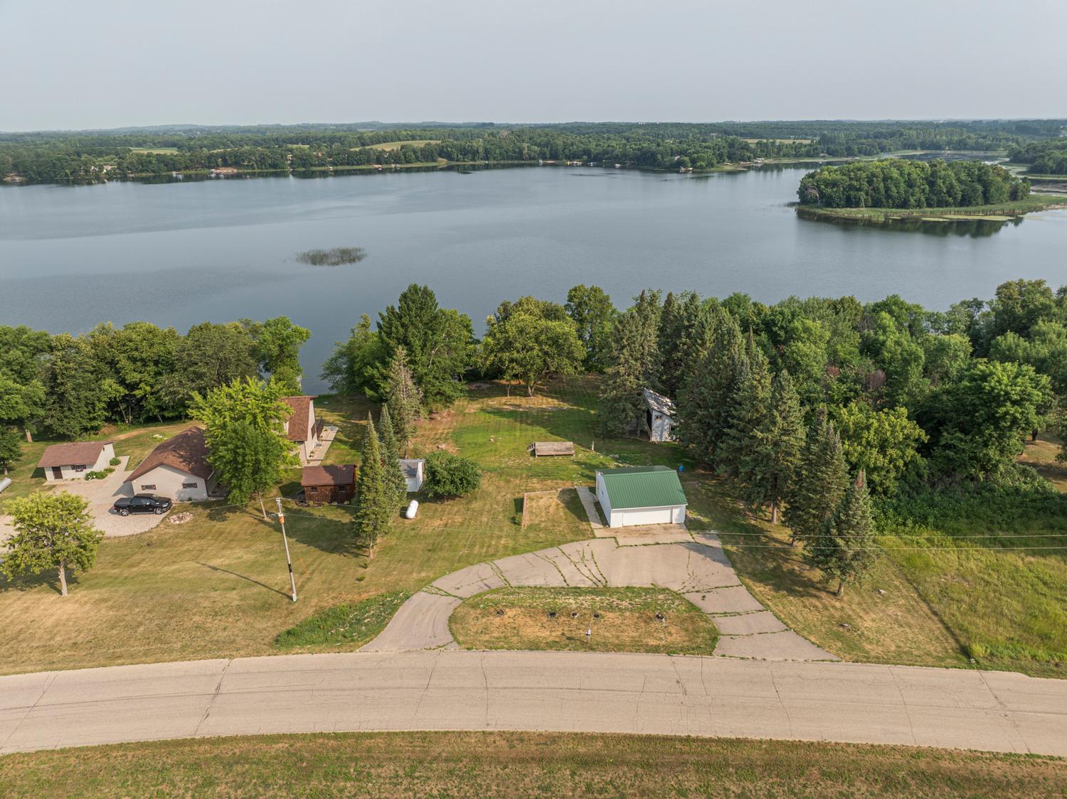 Lakehome 7117971