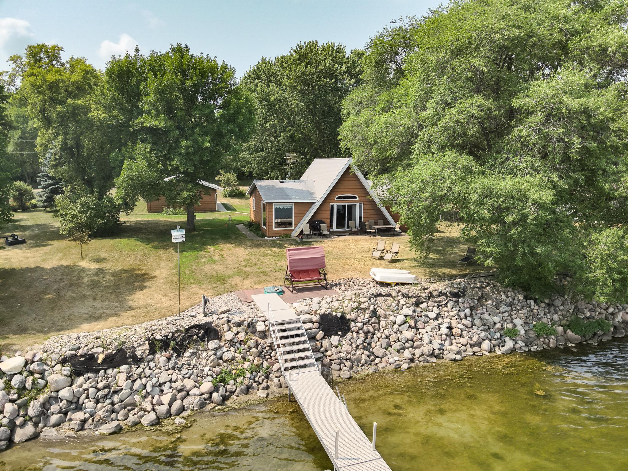 Lakehome 7118522
