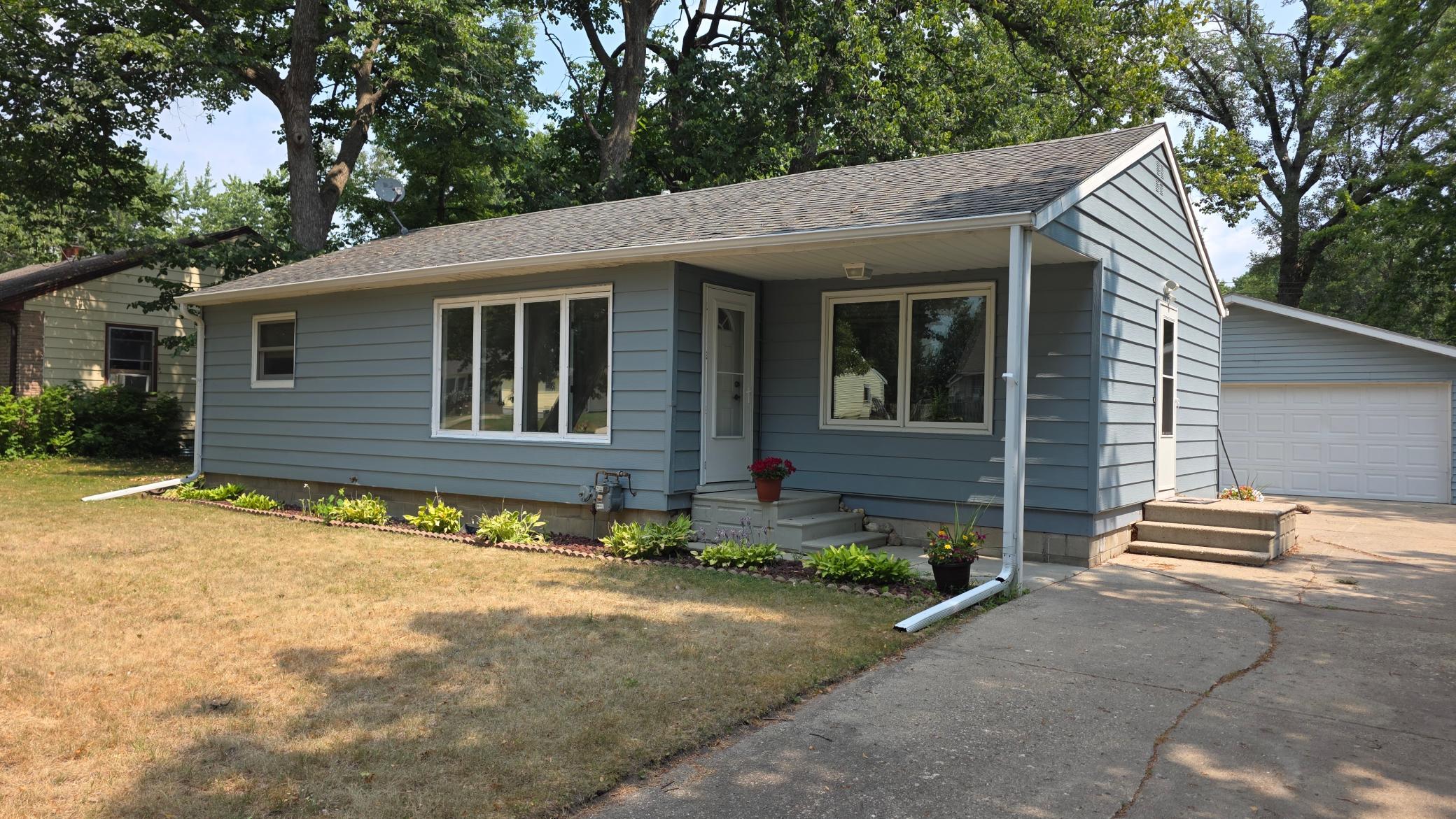 Residential 7118957