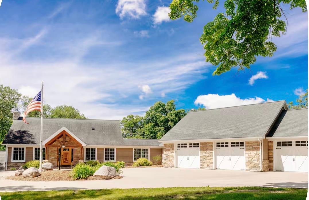 Lakehome 7120375