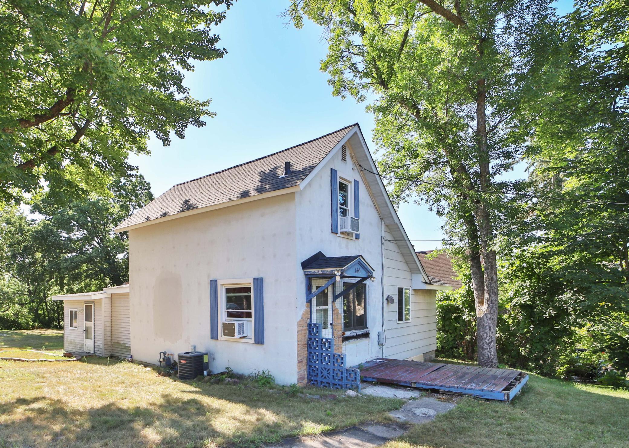 Residential 7121656