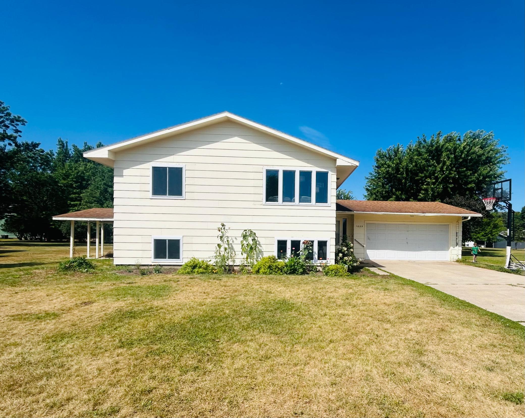 Residential 7121755