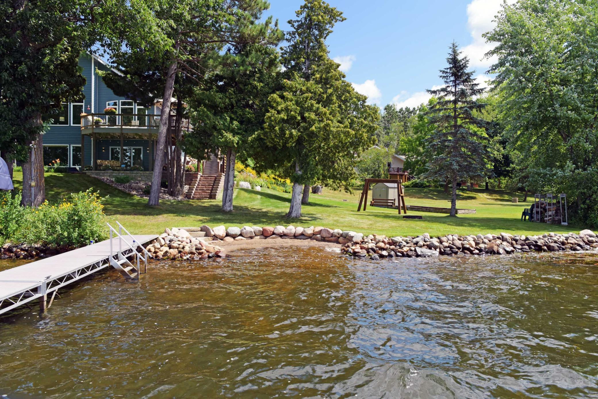 Lakehome 7122063