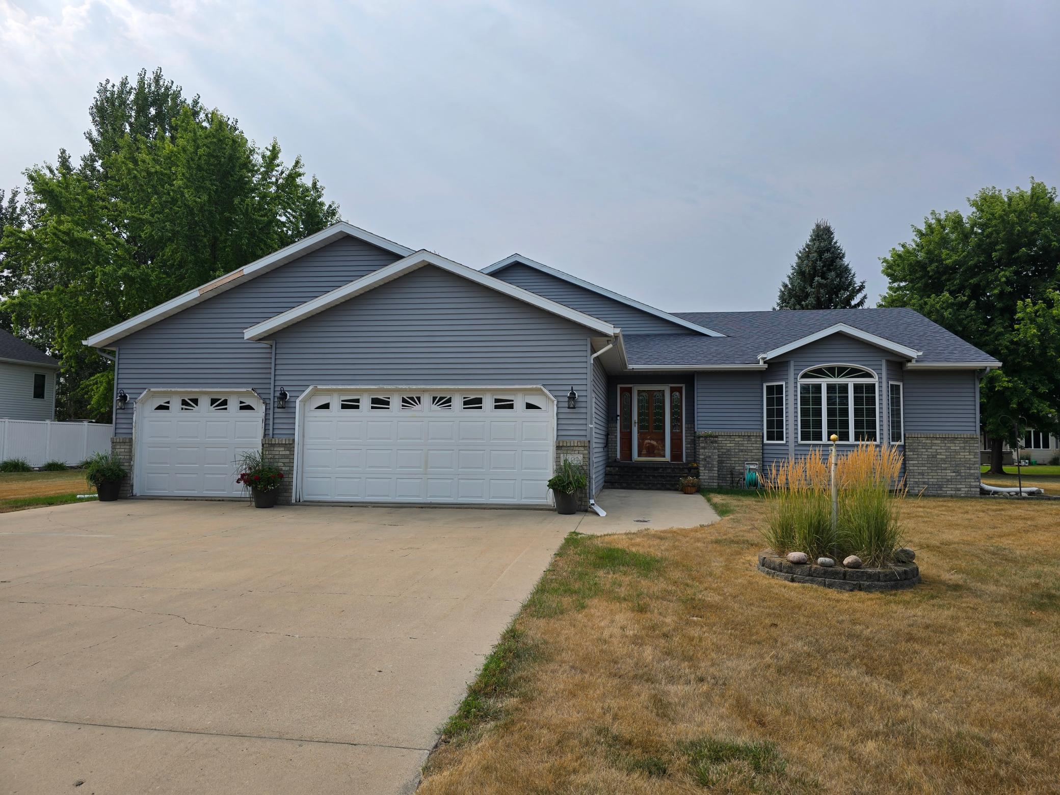 Residential 7122337