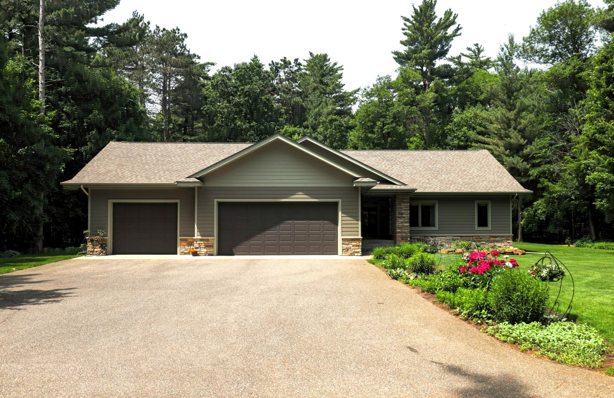 Residential 7123184