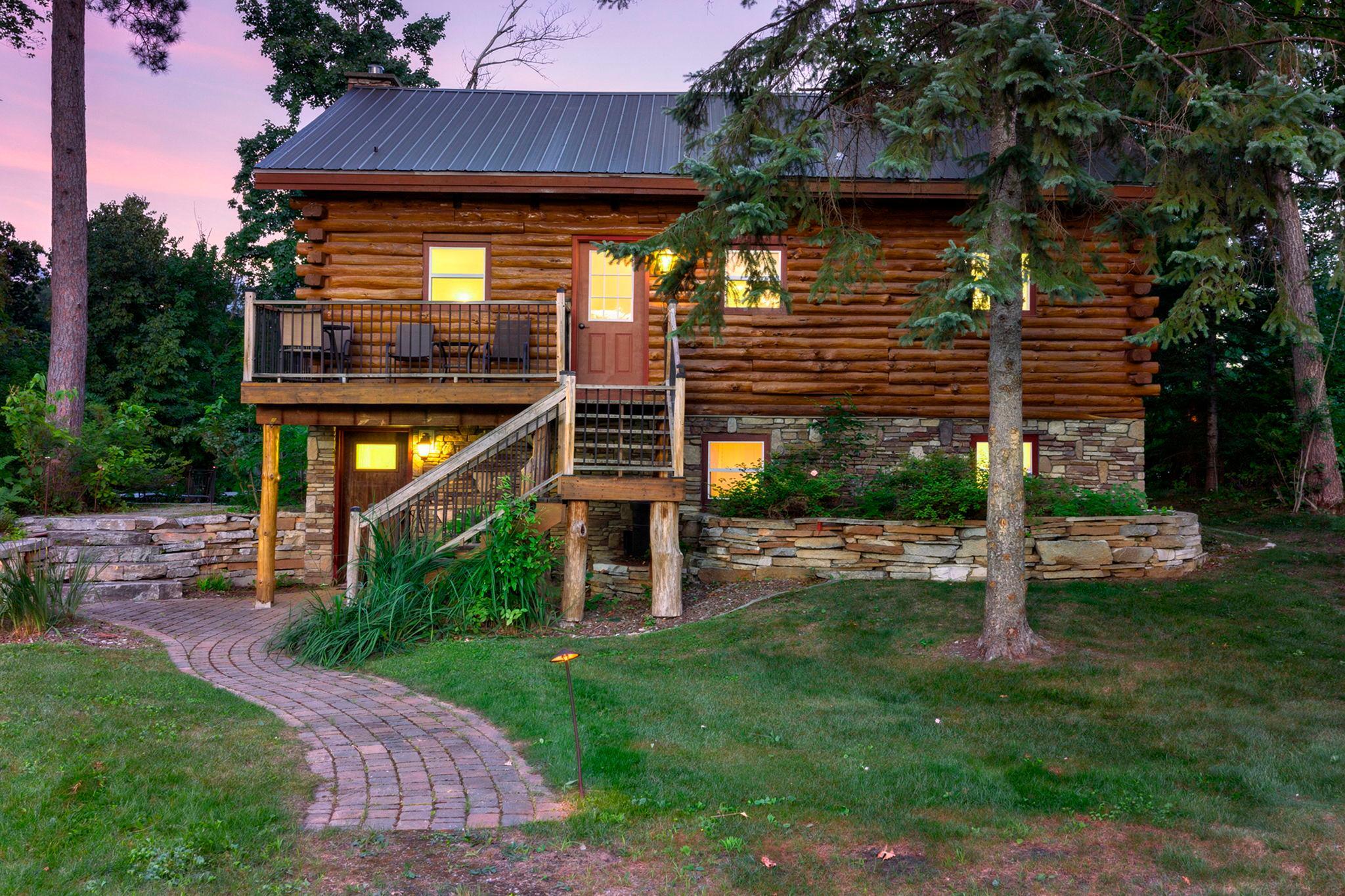 Lakehome 7124388