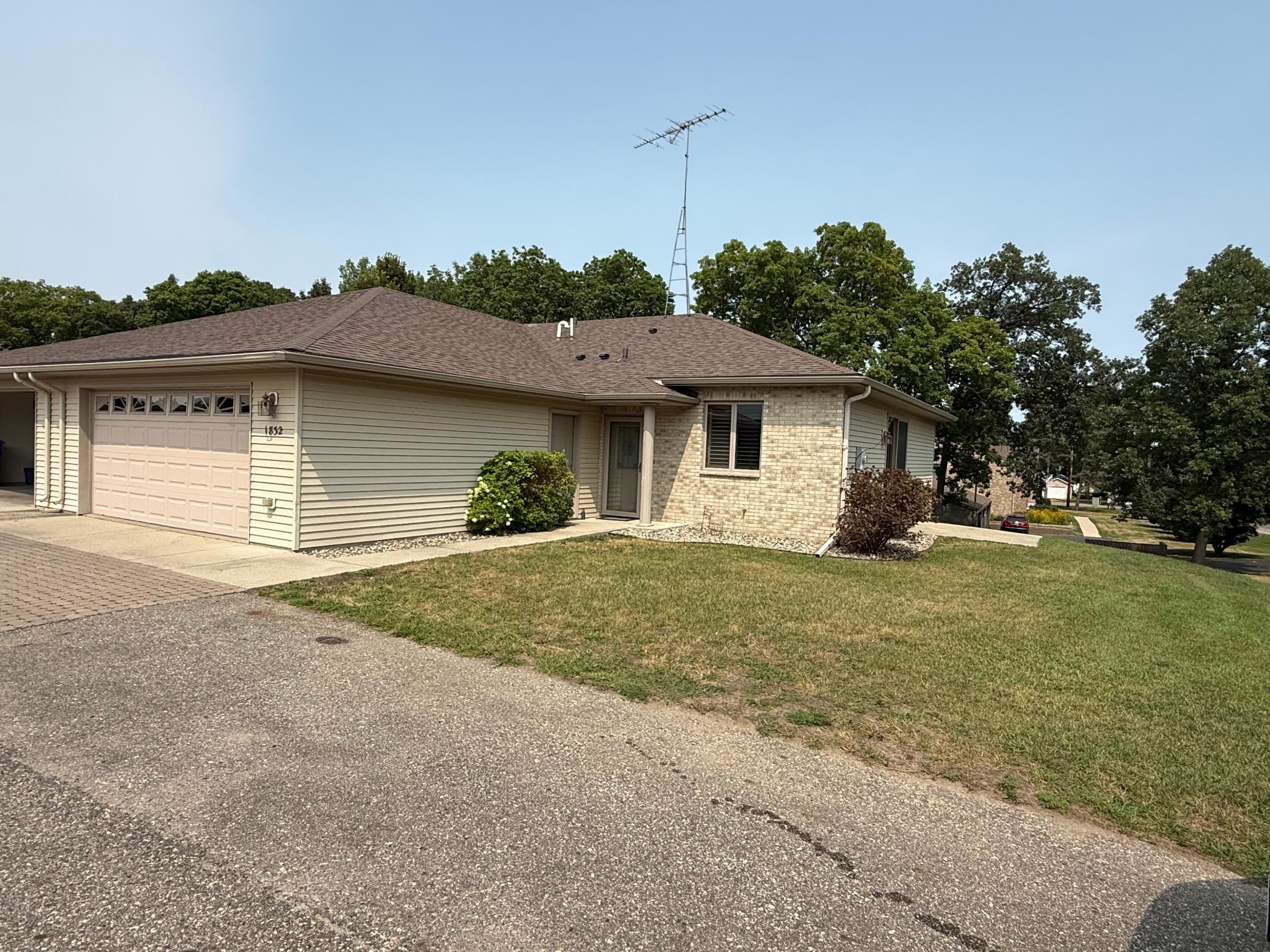 Residential 7125591
