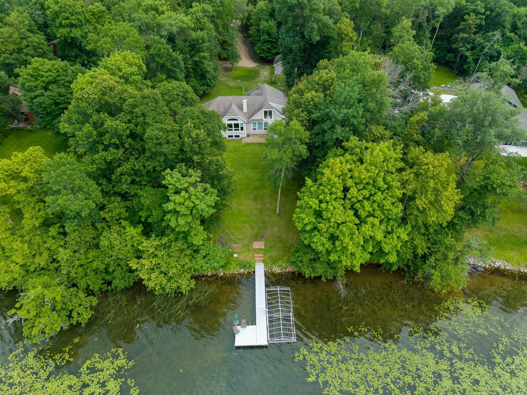 Lakehome 7125736