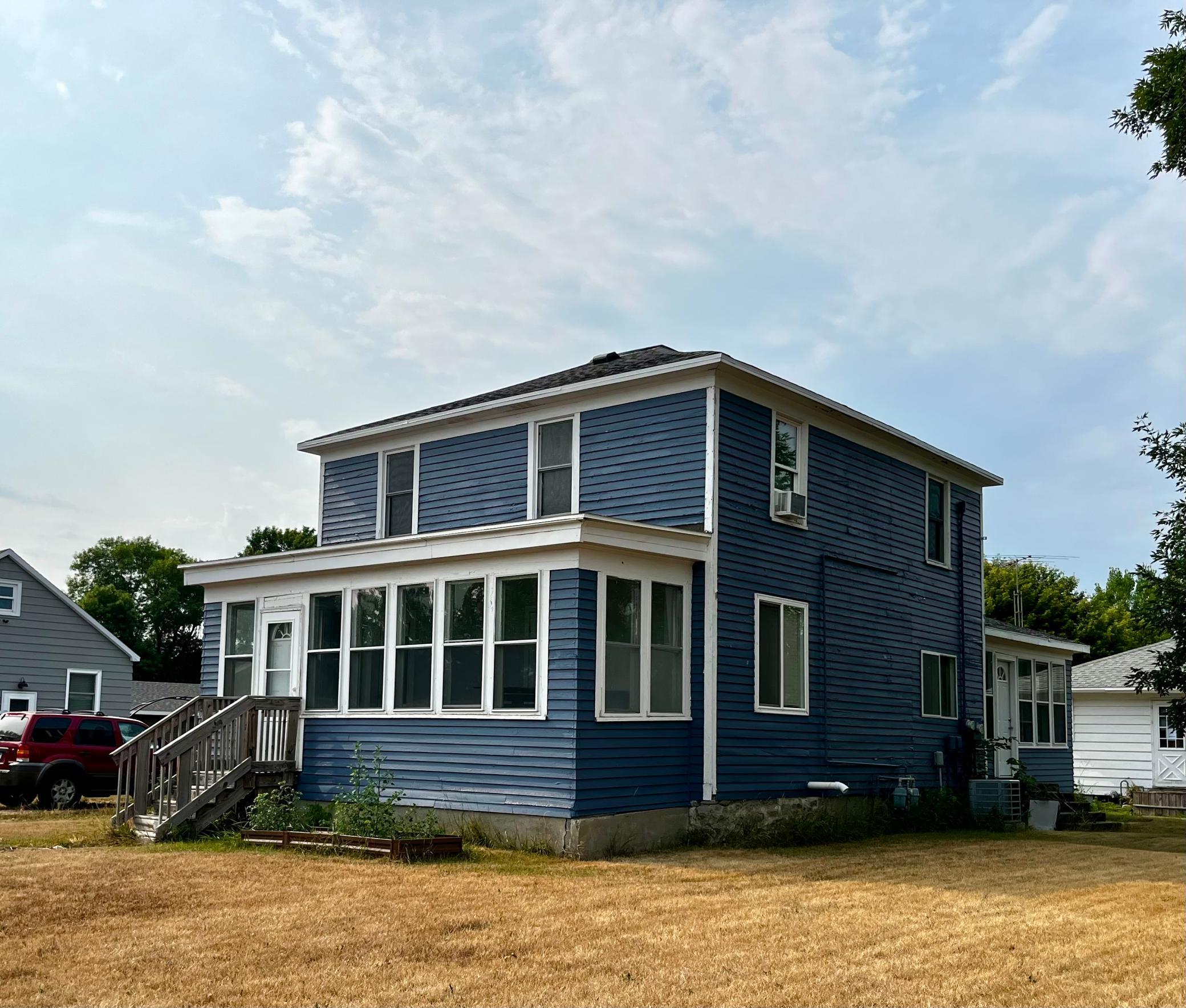 Residential 7125752