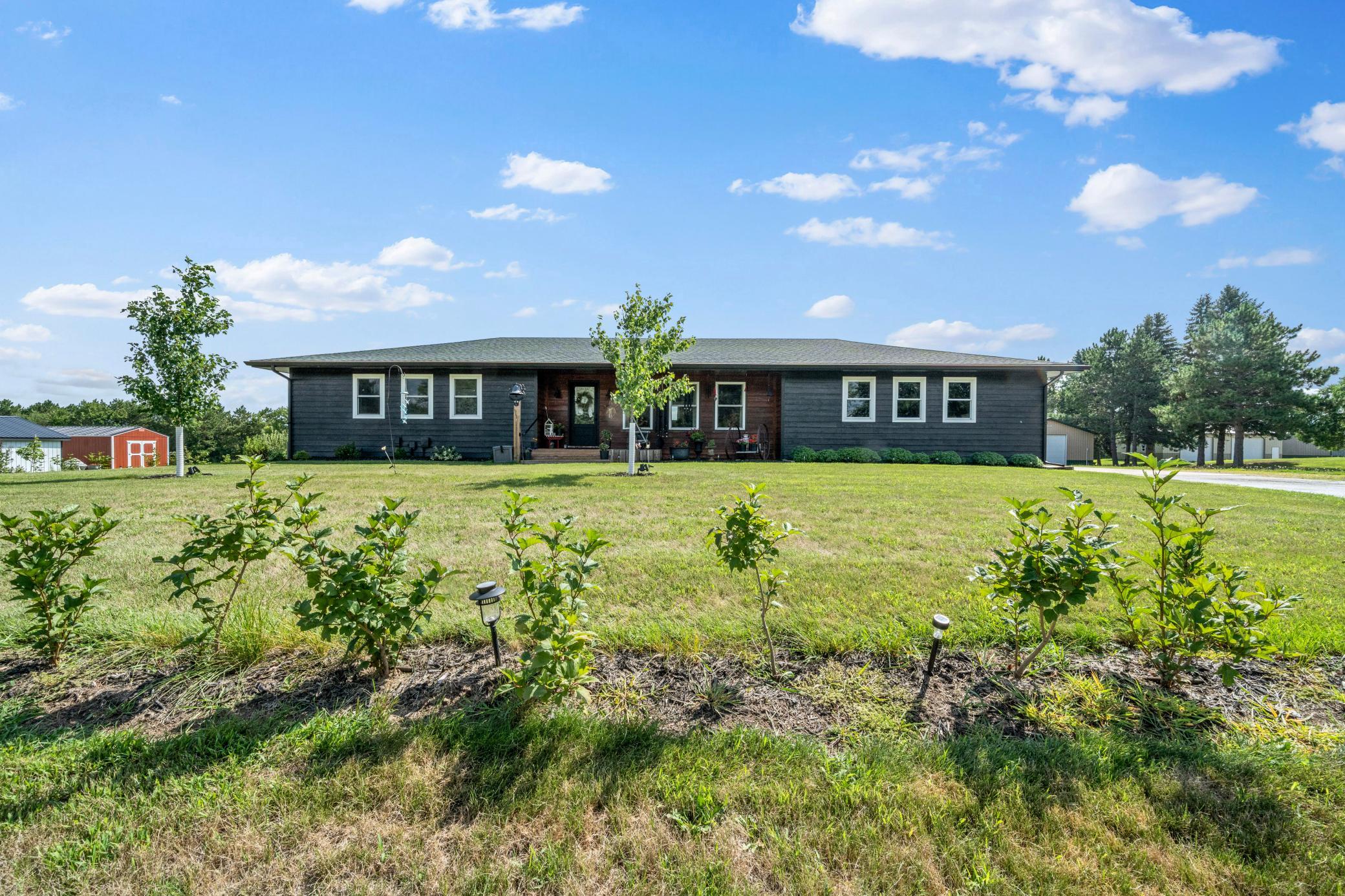 Residential 7128227