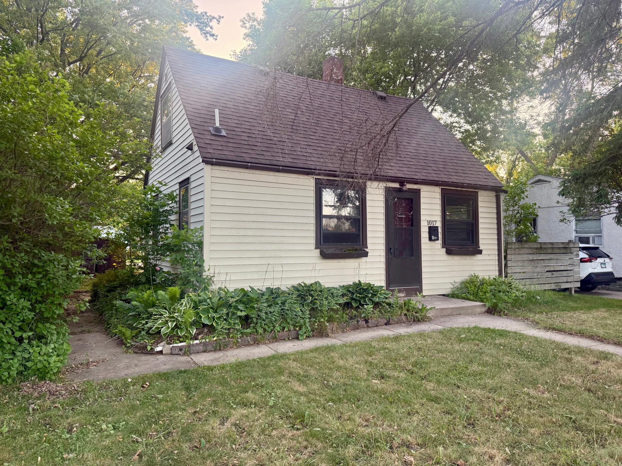 Residential 7129210